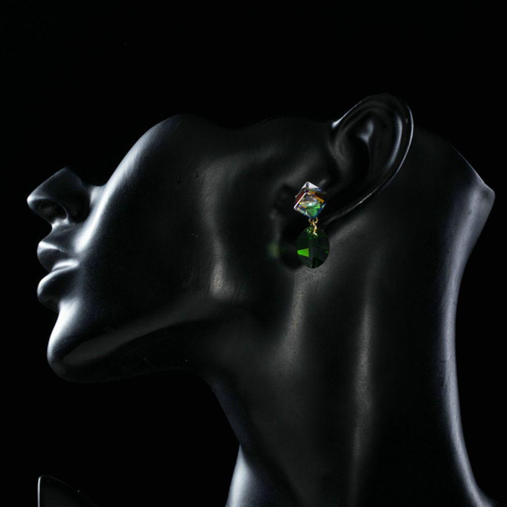 khaista cube with green leaf drop earrings mje0181 image 4