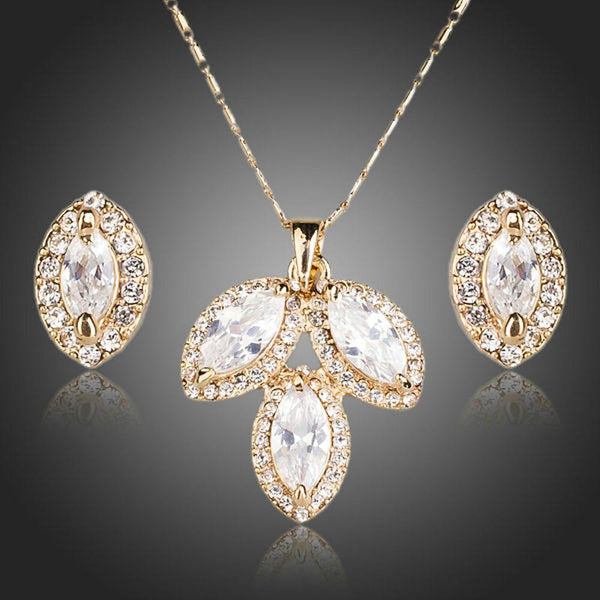 Khaista leaf triangle pendant necklace stud earrings set