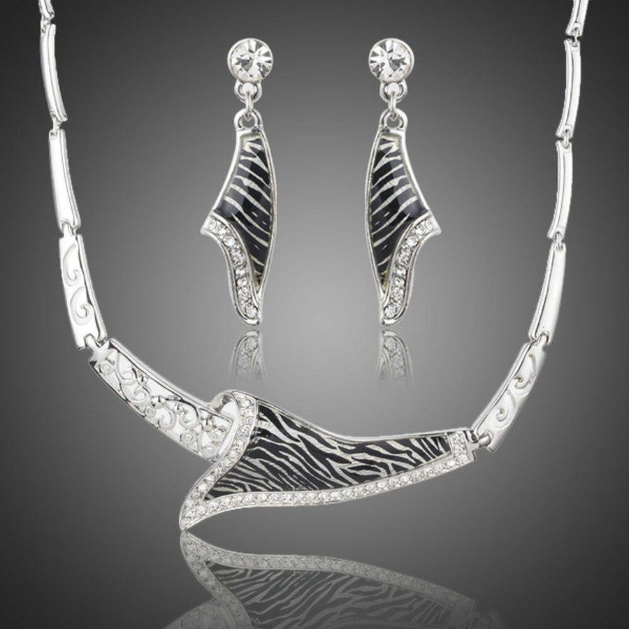 Khaista zebra print Stellux drop earrings pendant set