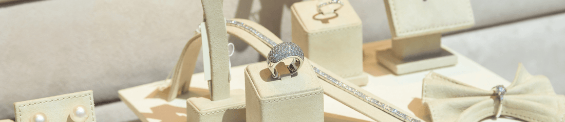 What is The Best Jewelry Gift For Mom - KHAISTA