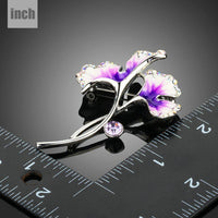 Flower bloom design on Khaista artistic brooch