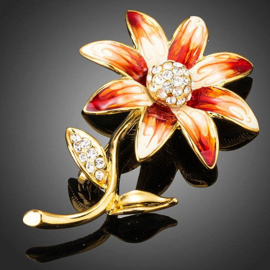 Khaista artistic daisy flower brooch pin on white background