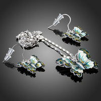 Close-up of butterfly crystals on Khaista flying set