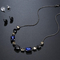 Black crystal pendant detail by Khaista