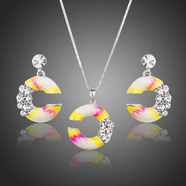 Khaista C-shape crystal drop earrings pendant set
