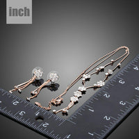 Crystal drop pendant detail by Khaista