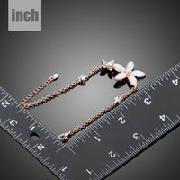 crystal flower link chain bracelet detail view by KHAISTA