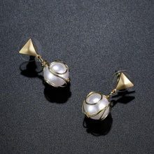 Load image into Gallery viewer, Elegant Pearl Drop Earrings -KFJE0409 - KHAISTA3
