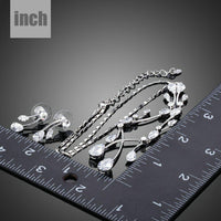 Waterdrop pendant detail on Khaista clear CZ set