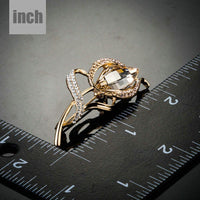Flower design detail on Khaista crystal pin brooch