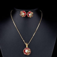 Side angle view of Khaista frog crystal set