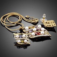 Close-up of multicolour crystals on Khaista gold set