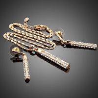 Close-up of gold crystals on Khaista cylindrical set