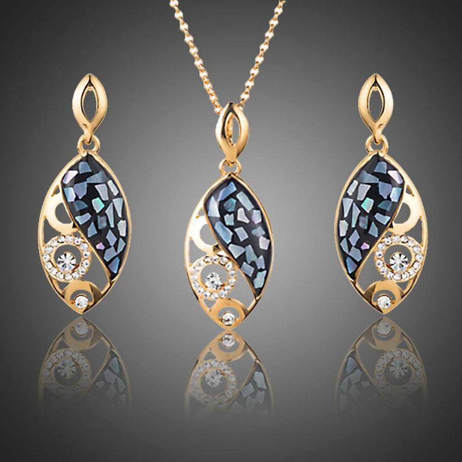 Khaista gold fish pattern Stellux drop earrings pendant set