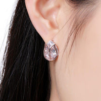 Lotus detail on Khaista gold pear crystal set