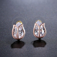 Side angle view of Khaista gold lotus set