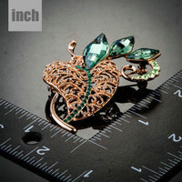 Leaf sculpture design on Khaista green botanical brooch