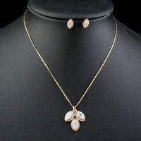 Side angle view of Khaista leaf triangle set