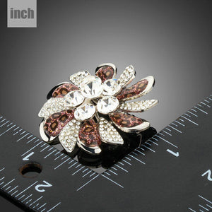 Leopard Windmill White Gold Plated Pin Brooch - KHAISTA Fashion Jewellery