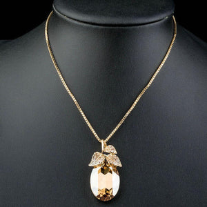Pear Cut Leaves Pendant Necklace - KHAISTA Fashion Jewellery