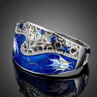 Close up detail of KHAISTA sea vibes crystal bangle