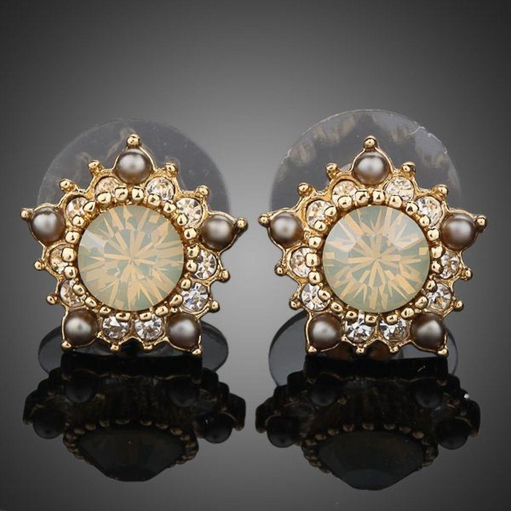 Sunflower Design Stud Earrings - KHAISTA Fashion Jewellery