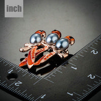 Three birds design detail on Khaista crystal brooch