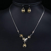 Side angle view of Khaista chain waterdrop set