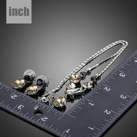Chain pendant waterdrop detail by Khaista