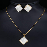 Side angle view of Khaista white owl set